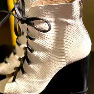 Kristen Cavallari Chines Laundry Shoes